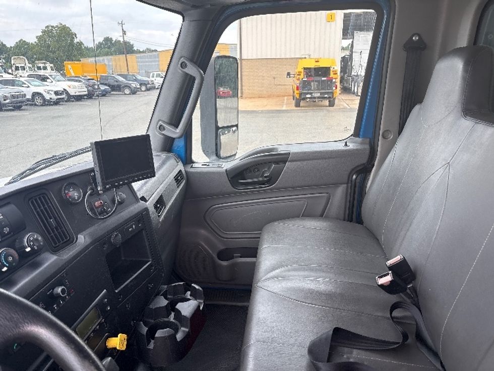Refrigerated Truck-Light and Medium Duty Trucks-International-2021-MV607-Mebane-NC-403,377\n\t\tmiles-$ 28,250 - Image 19