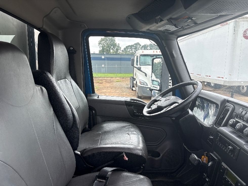 Refrigerated Truck-Light and Medium Duty Trucks-International-2021-MV607-Mebane-NC-403,377\n\t\tmiles-$ 28,250 - Image 22