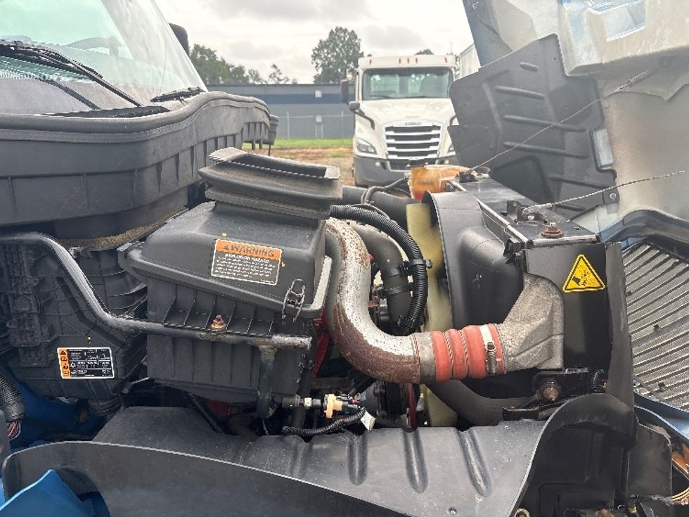 Refrigerated Truck-Light and Medium Duty Trucks-International-2021-MV607-Mebane-NC-403,377\n\t\tmiles-$ 28,250 - Image 23