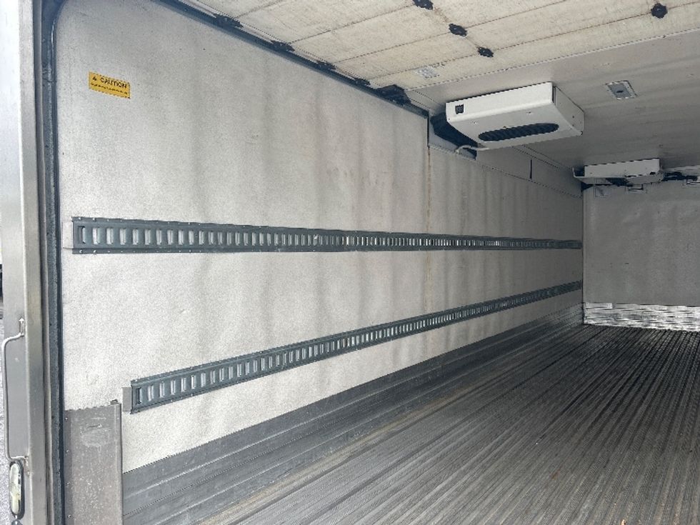 Refrigerated Truck-Light and Medium Duty Trucks-International-2021-MV607-Montgomery-NY-188,751\n\t\tmiles-$ 56,250 - Image 11