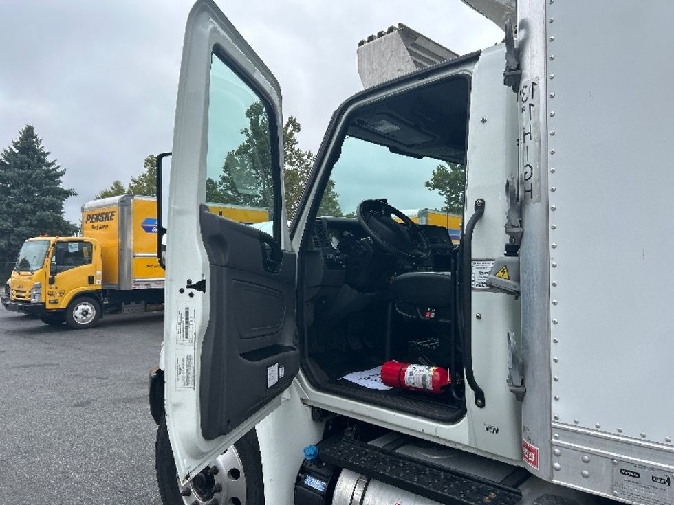 Refrigerated Truck-Light and Medium Duty Trucks-International-2021-MV607-Montgomery-NY-188,751\n\t\tmiles-$ 56,250 - Image 16