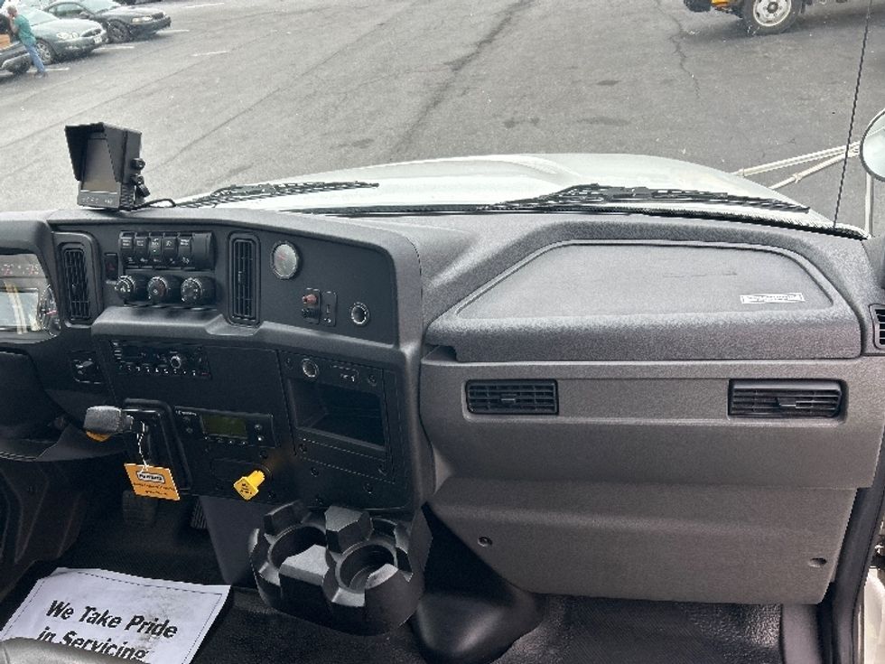 Refrigerated Truck-Light and Medium Duty Trucks-International-2021-MV607-Montgomery-NY-188,751\n\t\tmiles-$ 56,250 - Image 21