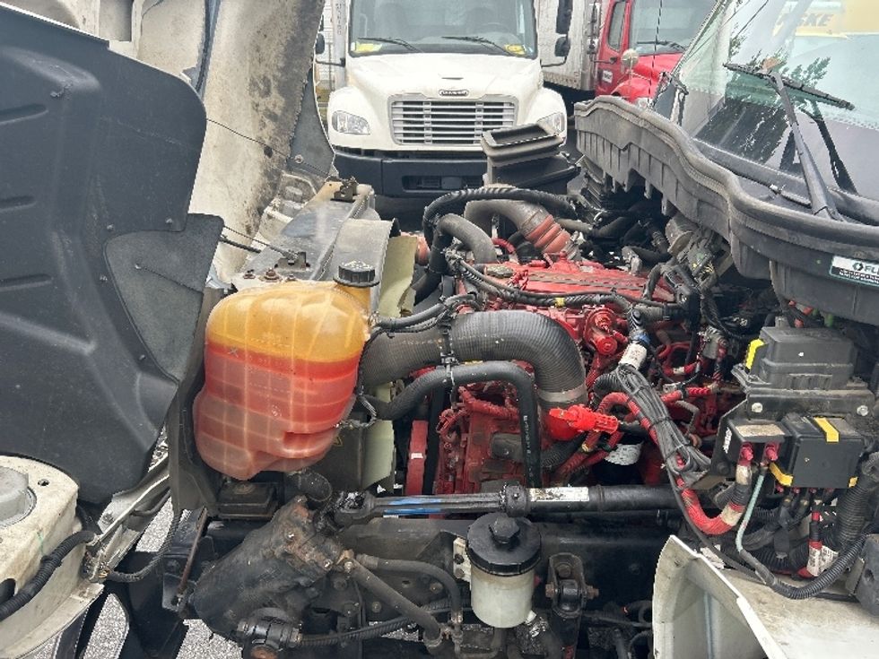 Refrigerated Truck-Light and Medium Duty Trucks-International-2021-MV607-Montgomery-NY-188,751\n\t\tmiles-$ 56,250 - Image 24