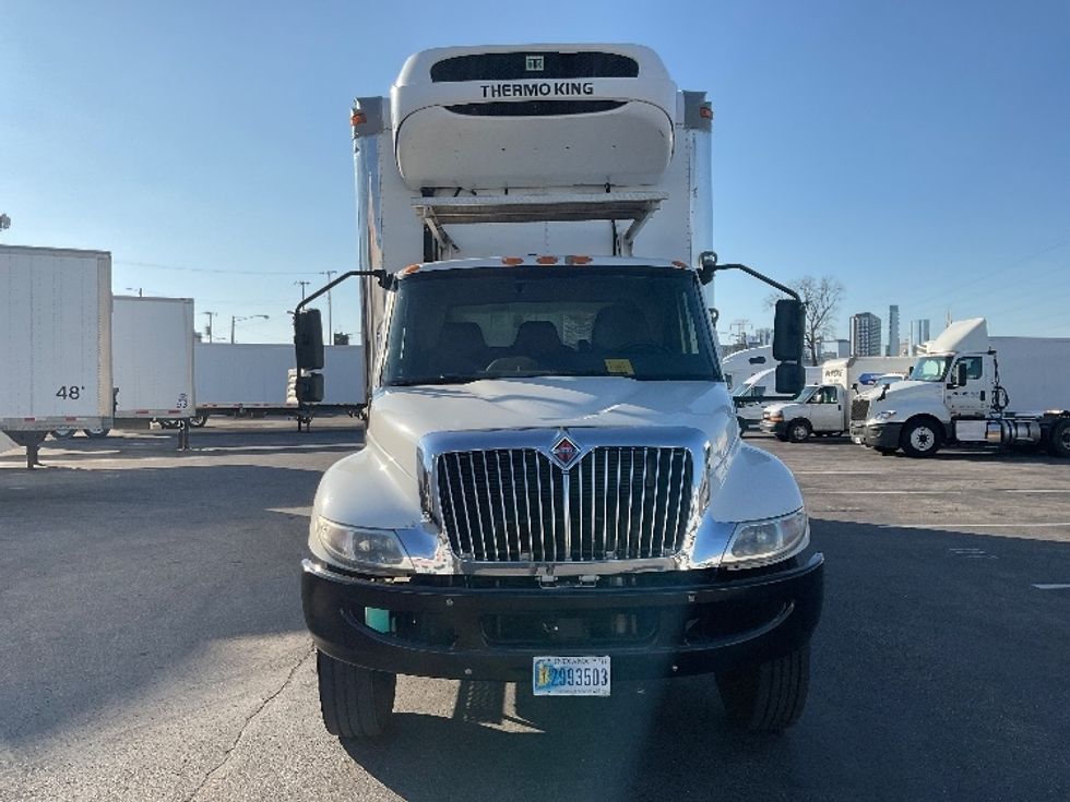 Refrigerated Truck-Light and Medium Duty Trucks-International-2021-MV607-Nashville-TN-203,148\n\t\tmiles-$ 60,500 - Image 2