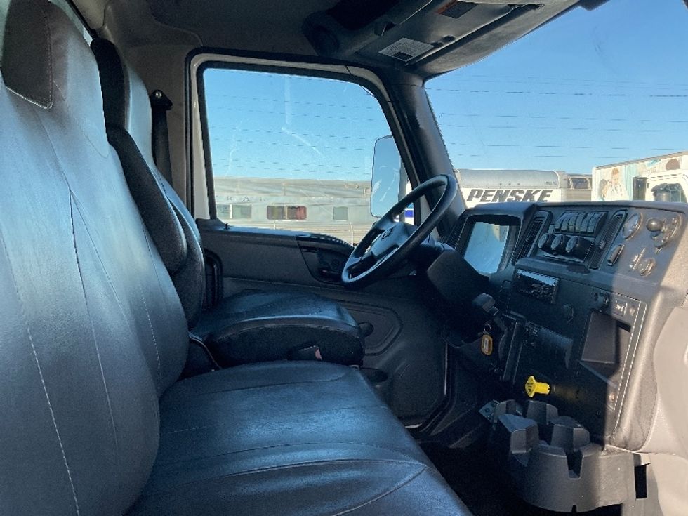 Refrigerated Truck-Light and Medium Duty Trucks-International-2021-MV607-Nashville-TN-203,148\n\t\tmiles-$ 60,500 - Image 22