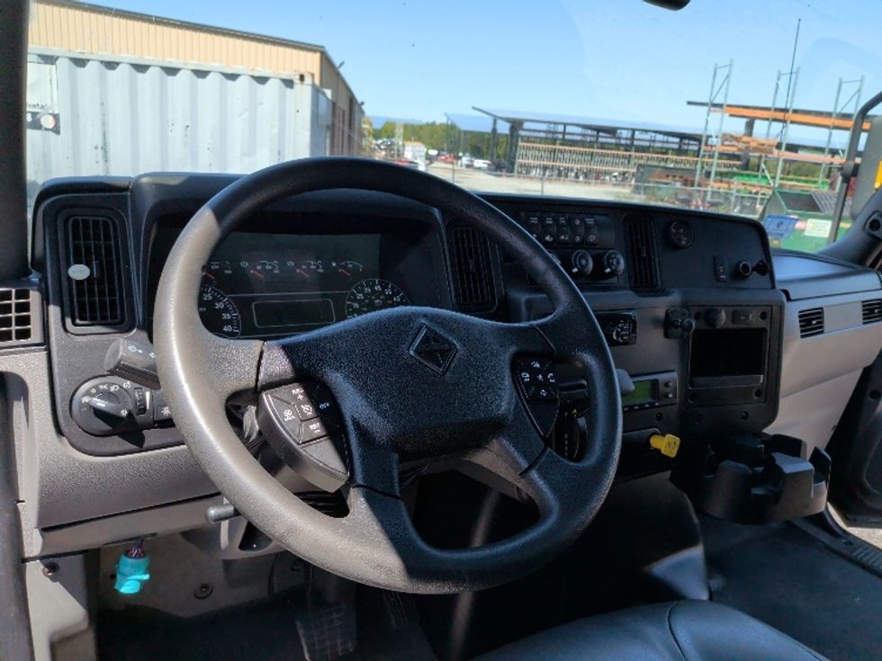Refrigerated Truck-Light and Medium Duty Trucks-International-2021-MV607-New Bedford-MA-267,853\n\t\tmiles-$ 47,750 - Image 18