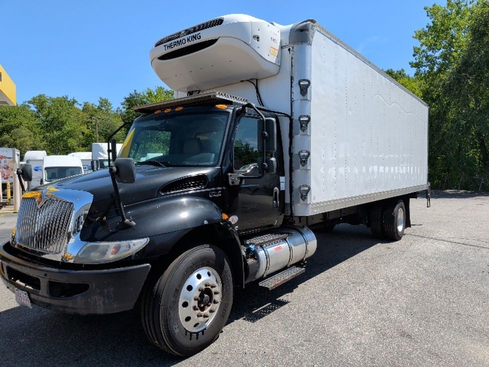 Refrigerated Truck-Light and Medium Duty Trucks-International-2021-MV607-New Bedford-MA-267,853\n\t\tmiles-$ 47,750 - Image 3