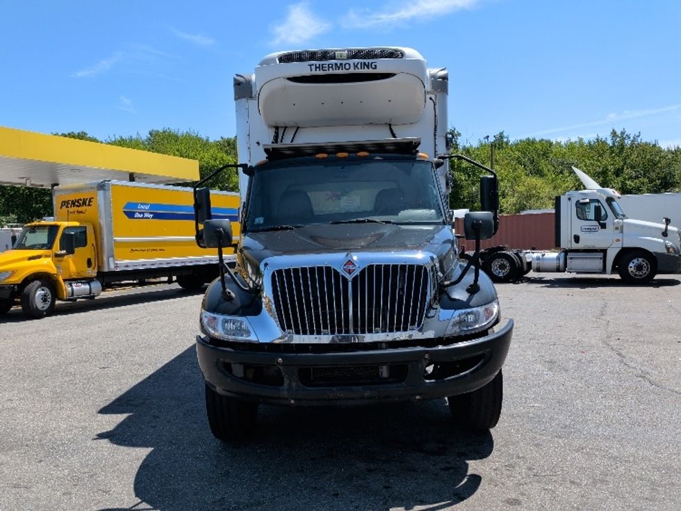Refrigerated Truck-Light and Medium Duty Trucks-International-2021-MV607-New Bedford-MA-299,898\n\t\tmiles-$ 41,500 - Image 2