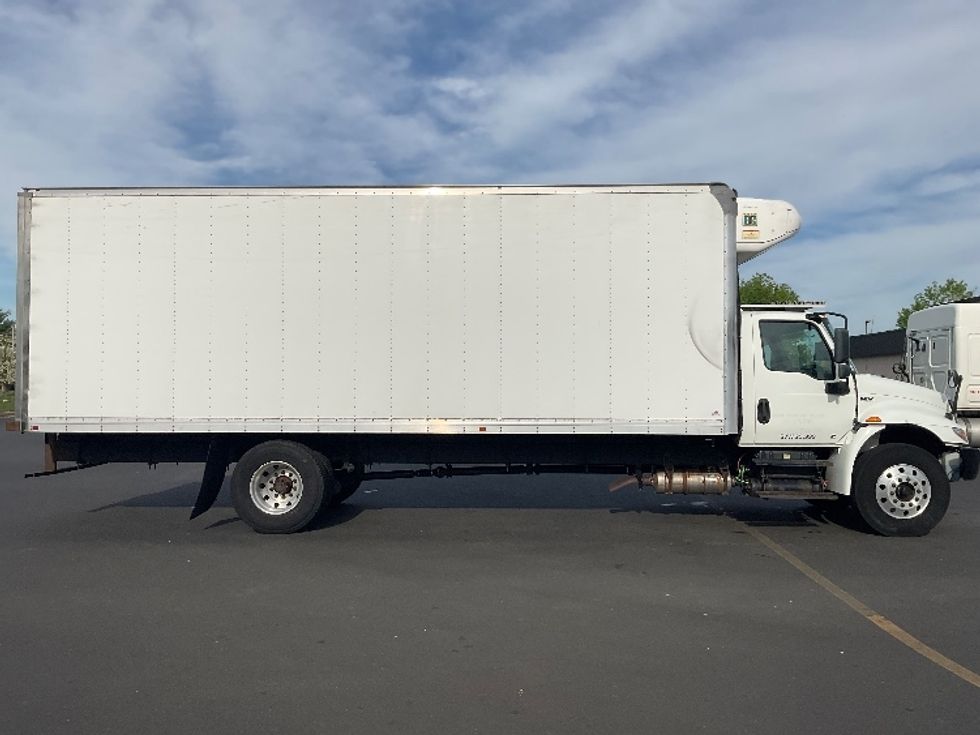 Refrigerated Truck-Light and Medium Duty Trucks-International-2021-MV607-New Castle-DE-207,270\n\t\tmiles-$ 51,750 - Image 5