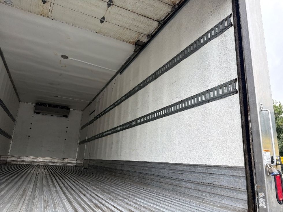 Refrigerated Truck-Light and Medium Duty Trucks-International-2021-MV607-North Bergen-NJ-155,767\n\t\tmiles-$ 71,250 - Image 12