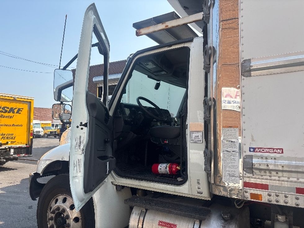 Refrigerated Truck-Light and Medium Duty Trucks-International-2021-MV607-North Bergen-NJ-176,384\n\t\tmiles-$ 66,000 - Image 14