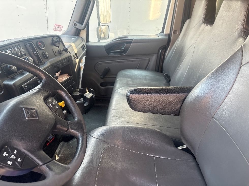 Refrigerated Truck-Light and Medium Duty Trucks-International-2021-MV607-North Bergen-NJ-176,384\n\t\tmiles-$ 66,000 - Image 17