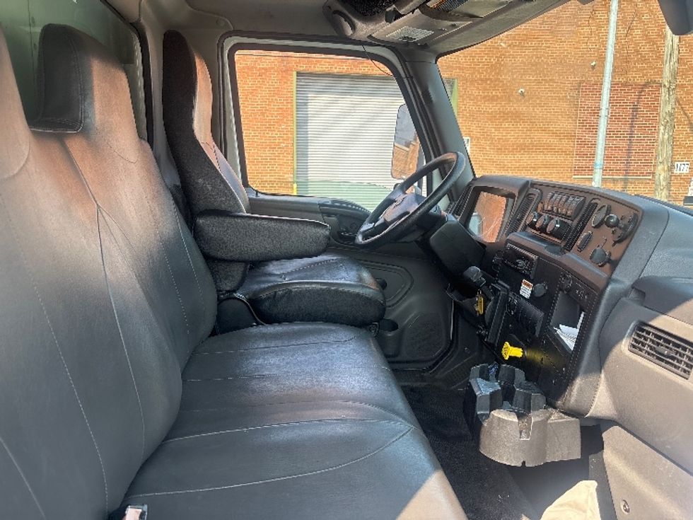 Refrigerated Truck-Light and Medium Duty Trucks-International-2021-MV607-North Bergen-NJ-176,384\n\t\tmiles-$ 66,000 - Image 20