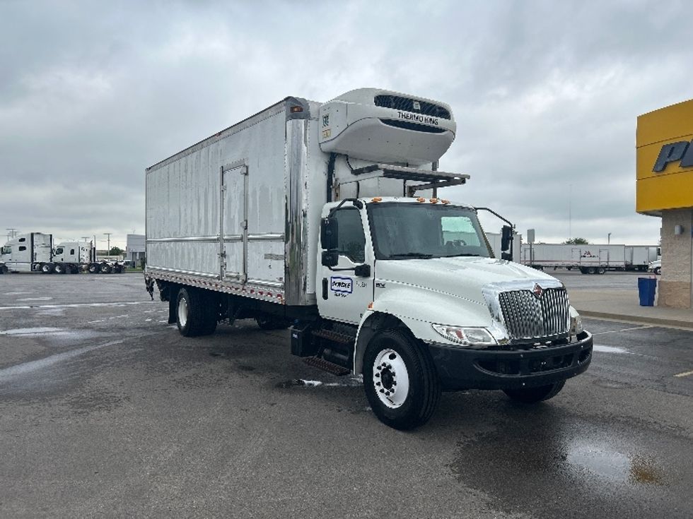 Refrigerated Truck-Light and Medium Duty Trucks-International-2021-MV607-Oklahoma City-OK-103,673\n\t\tmiles-$ 75,500 - Image 1