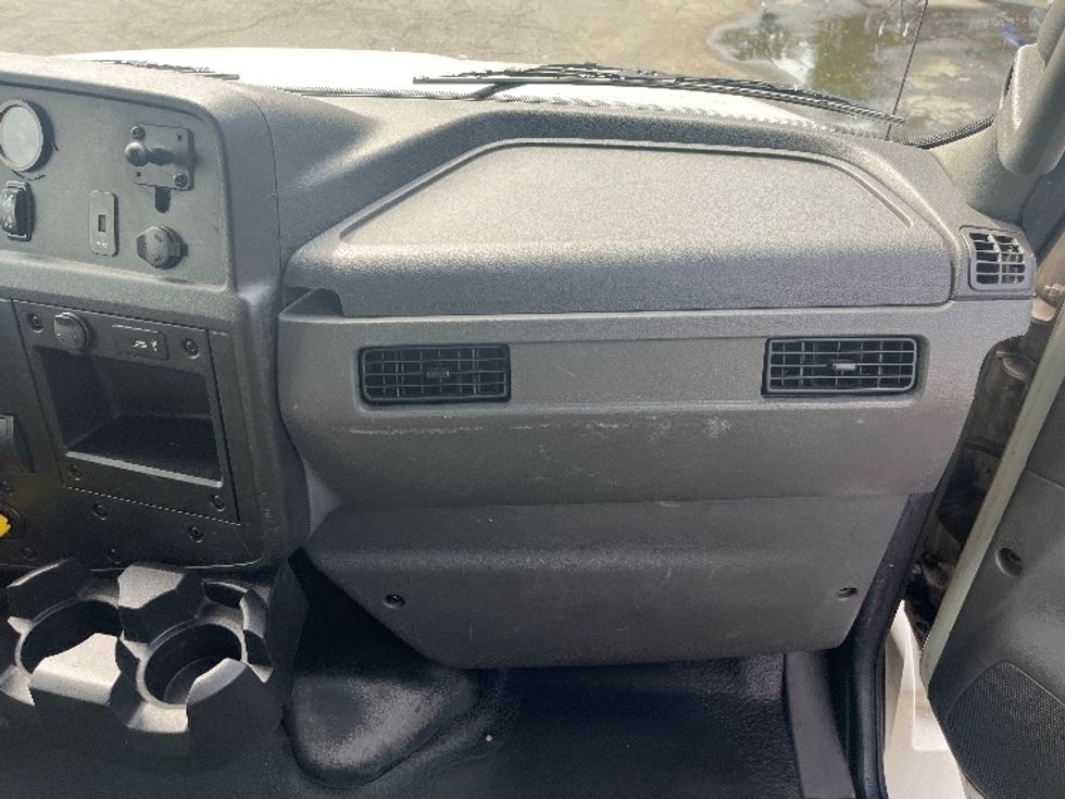 Refrigerated Truck-Light and Medium Duty Trucks-International-2021-MV607-Parsippany-NJ-171,421\n\t\tmiles-$ 60,500 - Image 20