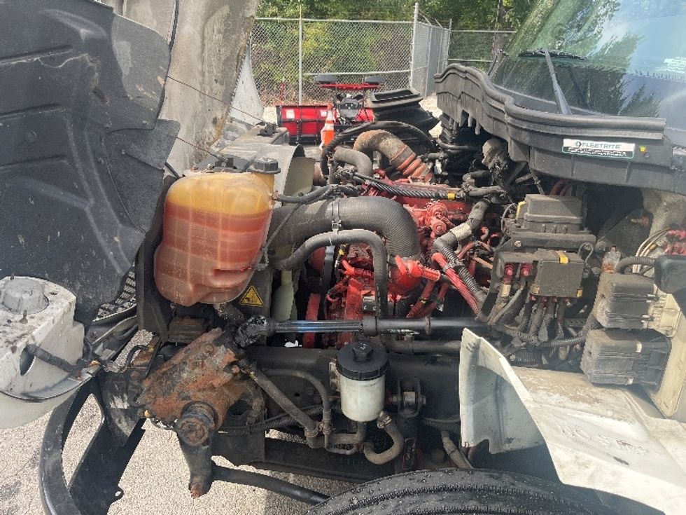 Refrigerated Truck-Light and Medium Duty Trucks-International-2021-MV607-Parsippany-NJ-171,421\n\t\tmiles-$ 60,500 - Image 23