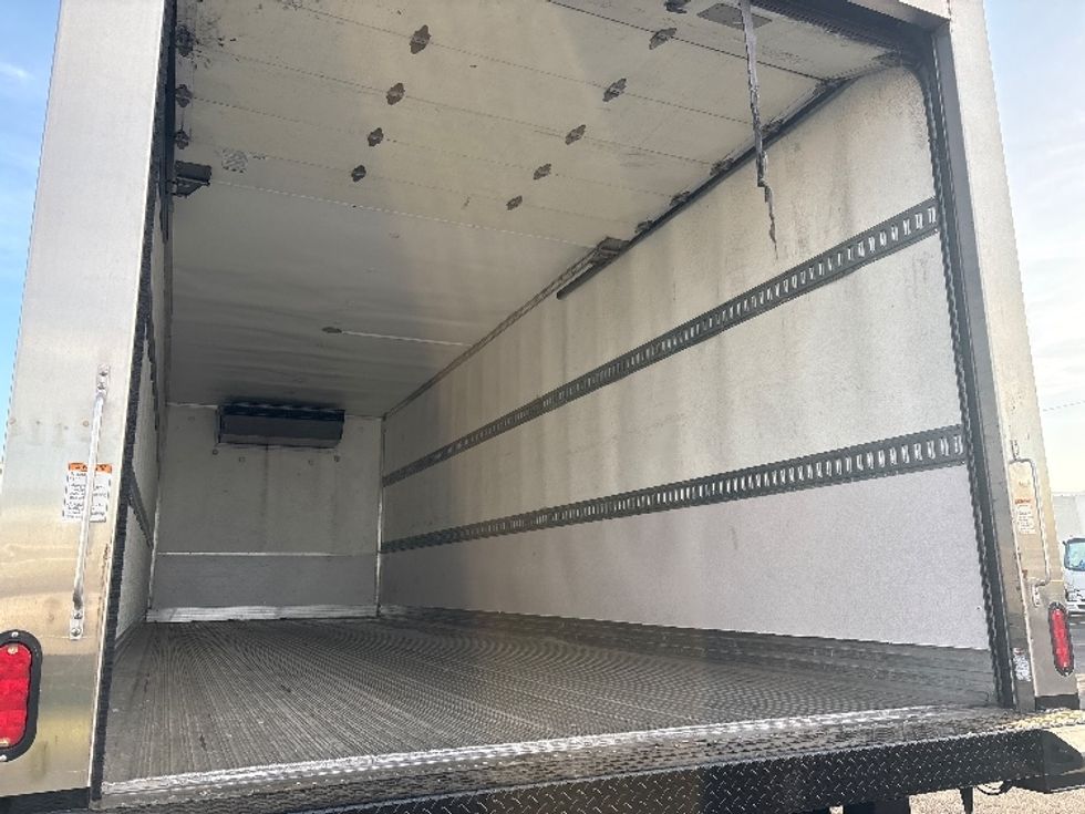 Refrigerated Truck-Light and Medium Duty Trucks-International-2021-MV607-Phoenix-AZ-62,219\n\t\tmiles-$ 73,250 - Image 11