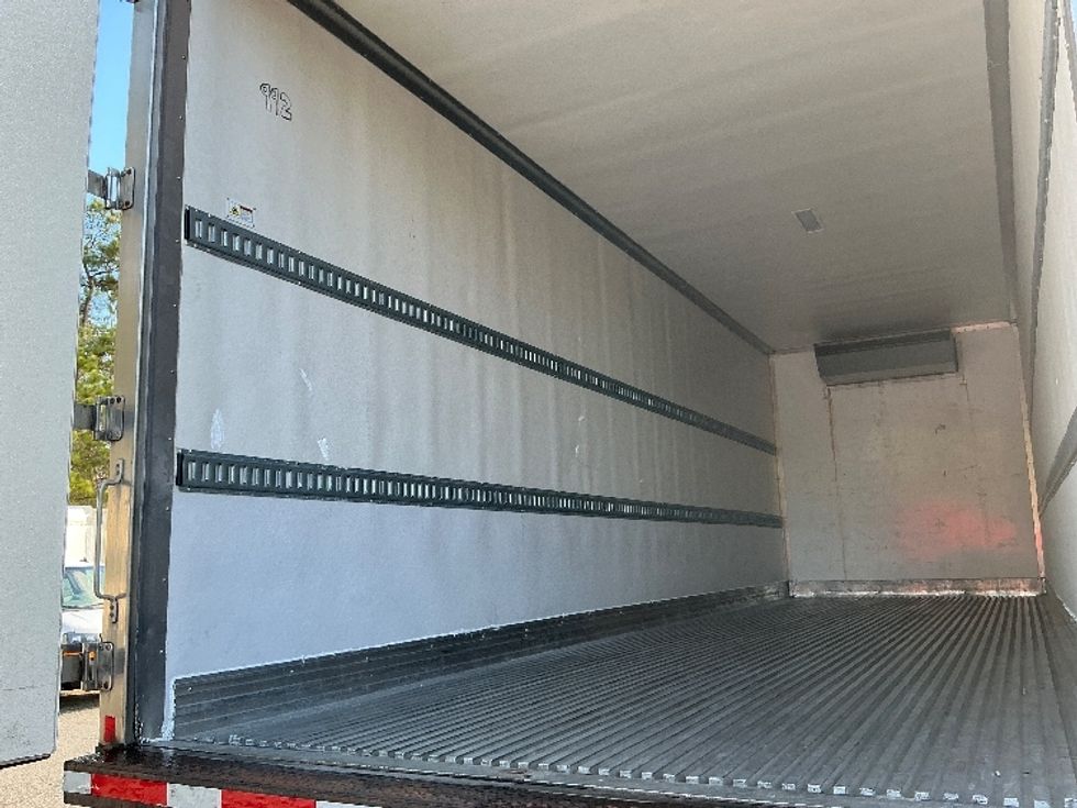 Refrigerated Truck-Light and Medium Duty Trucks-International-2021-MV607-Prince George-VA-276,373\n\t\tmiles-$ 33,250 - Image 11