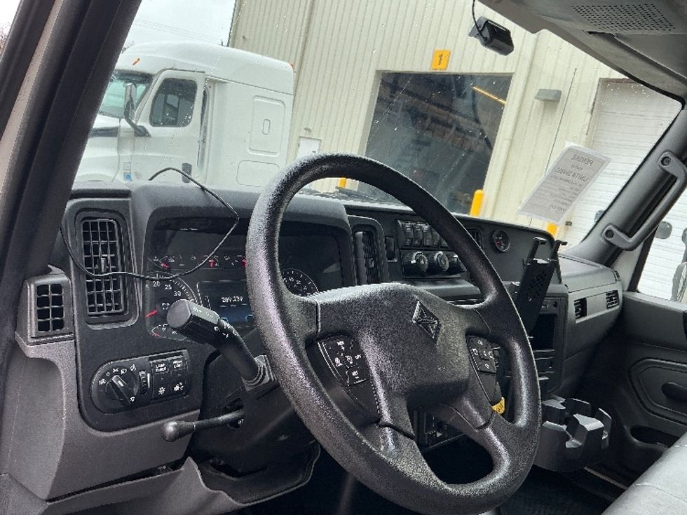 Refrigerated Truck-Light and Medium Duty Trucks-International-2021-MV607-Prince George-VA-289,293\n\t\tmiles-$ 30,250 - Image 17