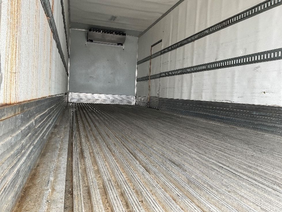 Refrigerated Truck-Light and Medium Duty Trucks-International-2021-MV607-Saint Laurent-PQ-138,125\n\t\tkm-$ 84,500 - Image 12