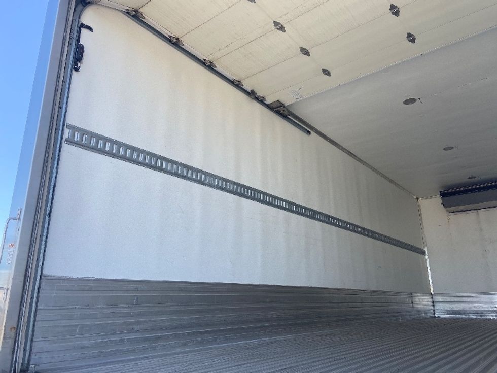 Refrigerated Truck-Light and Medium Duty Trucks-International-2021-MV607-San Antonio-TX-252,983\n\t\tmiles-$ 41,500 - Image 9