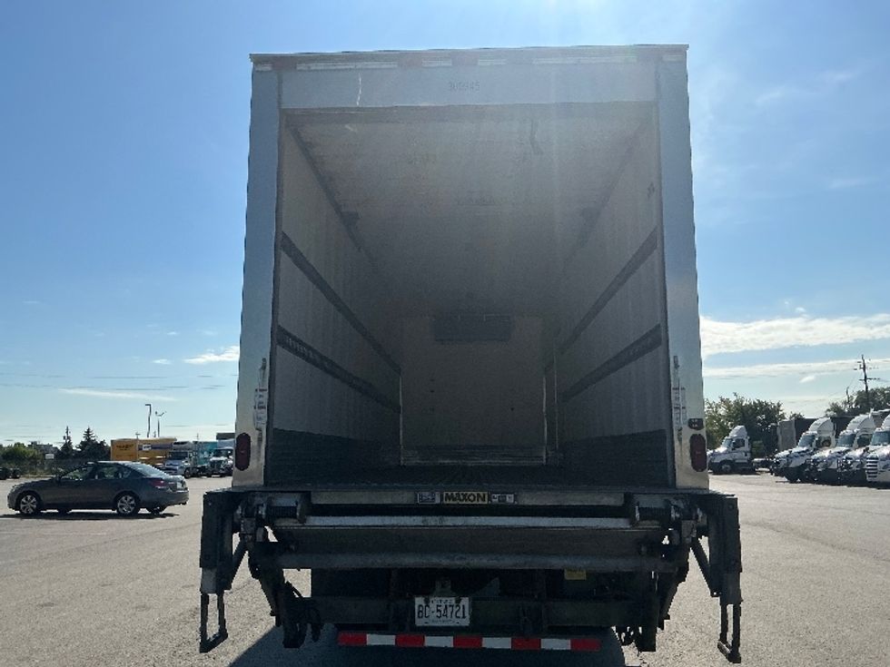Refrigerated Truck-Light and Medium Duty Trucks-International-2021-MV607-Stoney Creek-ON-233,154\n\t\tkm-$ 76,750 - Image 8