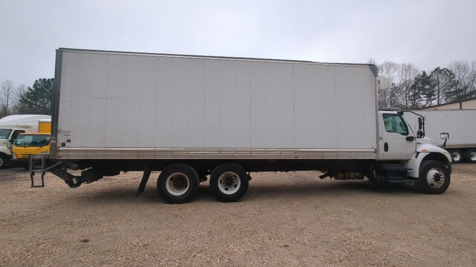 Refrigerated Truck-Light and Medium Duty Trucks-International-2021-MV607-Suwanee-GA-218,319\n\t\tmiles-$ 61,000 - Image 15