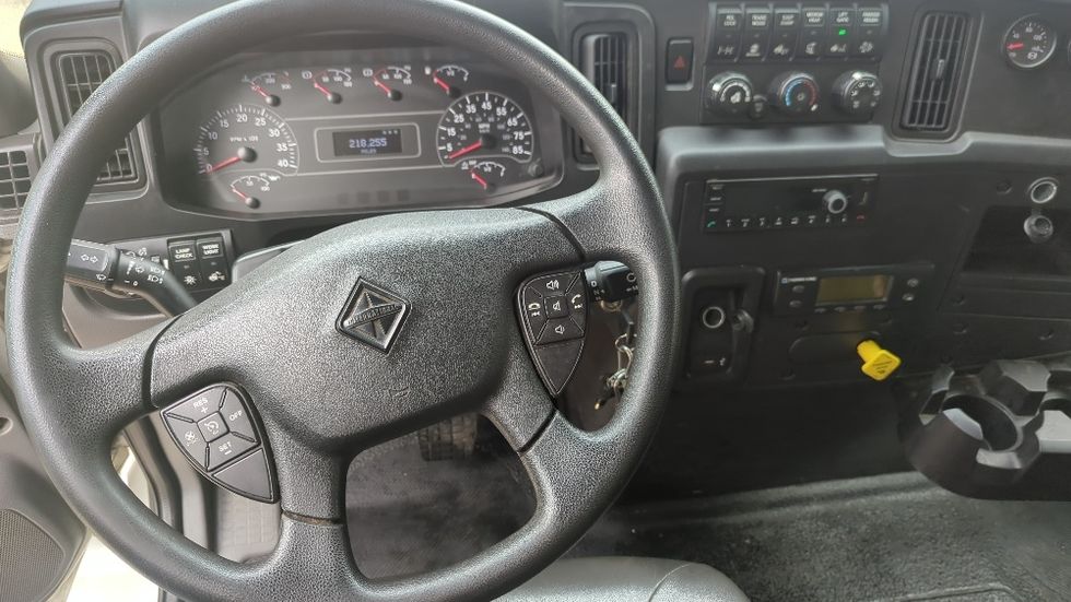 Refrigerated Truck-Light and Medium Duty Trucks-International-2021-MV607-Suwanee-GA-218,319\n\t\tmiles-$ 61,000 - Image 18