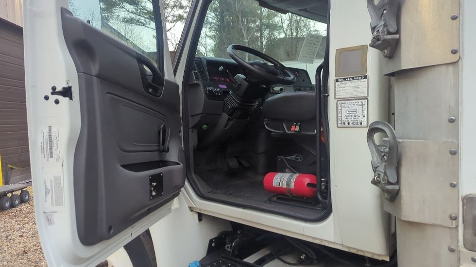 Refrigerated Truck-Light and Medium Duty Trucks-International-2021-MV607-Suwanee-GA-226,381\n\t\tmiles-$ 60,000 - Image 16