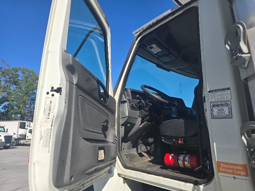 Refrigerated Truck-Light and Medium Duty Trucks-International-2021-MV607-Suwanee-GA-276,446\n\t\tmiles-$ 51,500 - Image 16