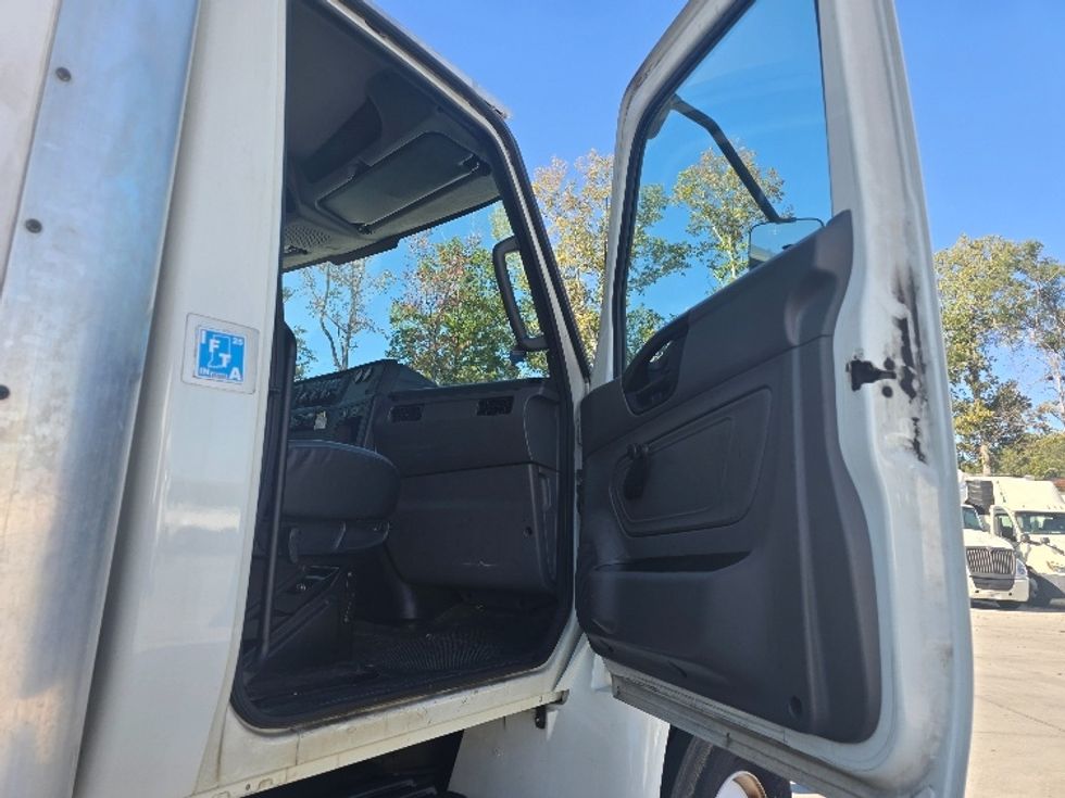 Refrigerated Truck-Light and Medium Duty Trucks-International-2021-MV607-Suwanee-GA-276,446\n\t\tmiles-$ 51,500 - Image 20