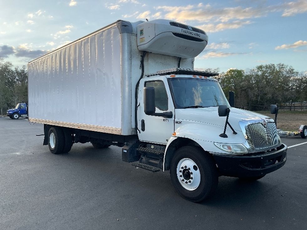 Refrigerated Truck-Light and Medium Duty Trucks-International-2021-MV607-Tampa-FL-294,026\n\t\tmiles-$ 37,500 - Image 1