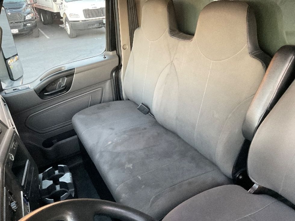 Refrigerated Truck-Light and Medium Duty Trucks-International-2021-MV607-Torrance-CA-129,877\n\t\tmiles-$ 63,500 - Image 19
