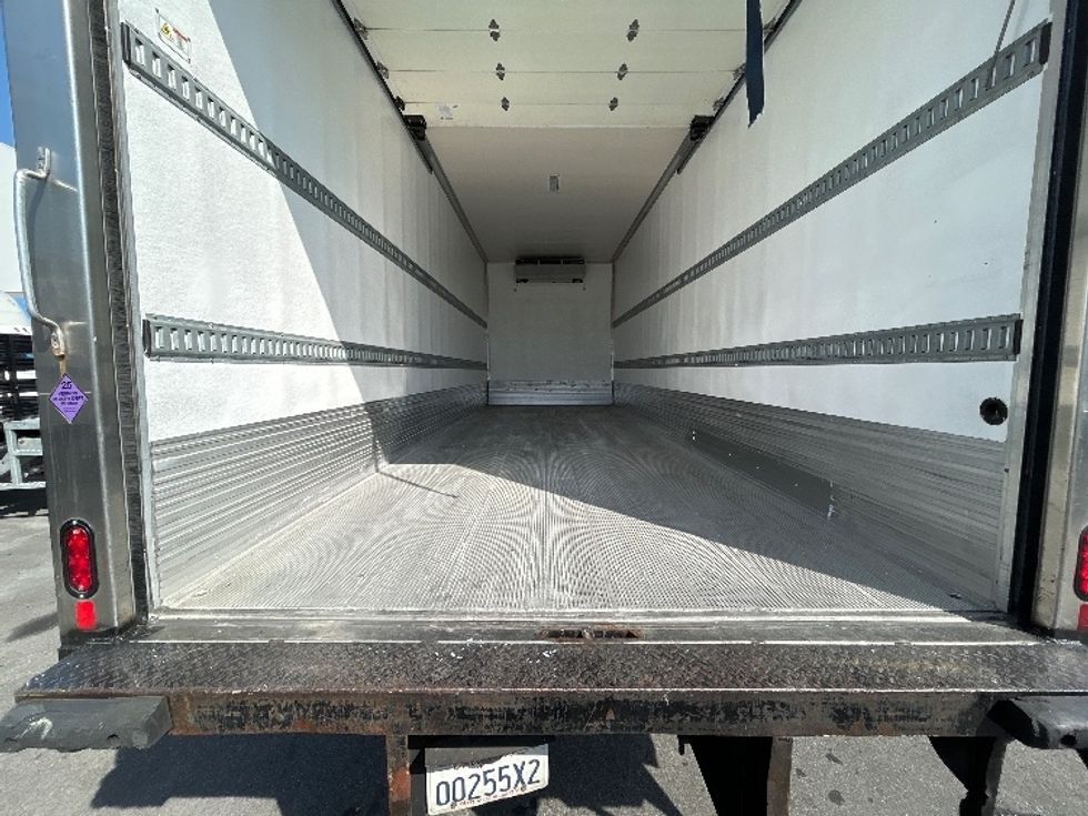 Refrigerated Truck-Light and Medium Duty Trucks-International-2021-MV607-Torrance-CA-83,112\n\t\tmiles-$ 70,750 - Image 10
