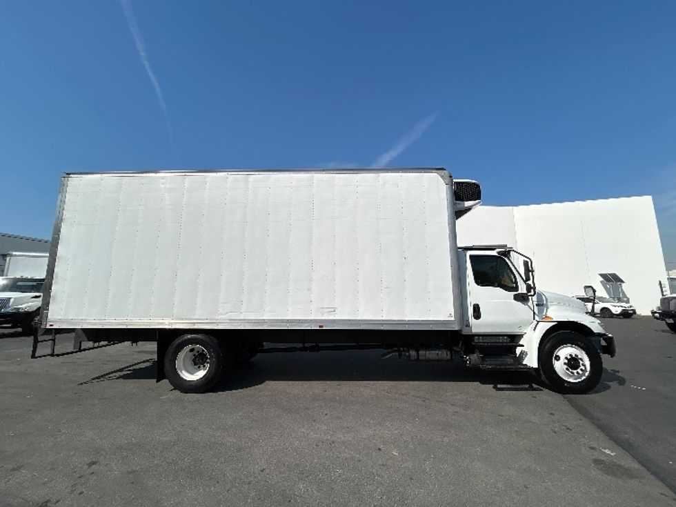 Refrigerated Truck-Light and Medium Duty Trucks-International-2021-MV607-Torrance-CA-83,112\n\t\tmiles-$ 70,750 - Image 15