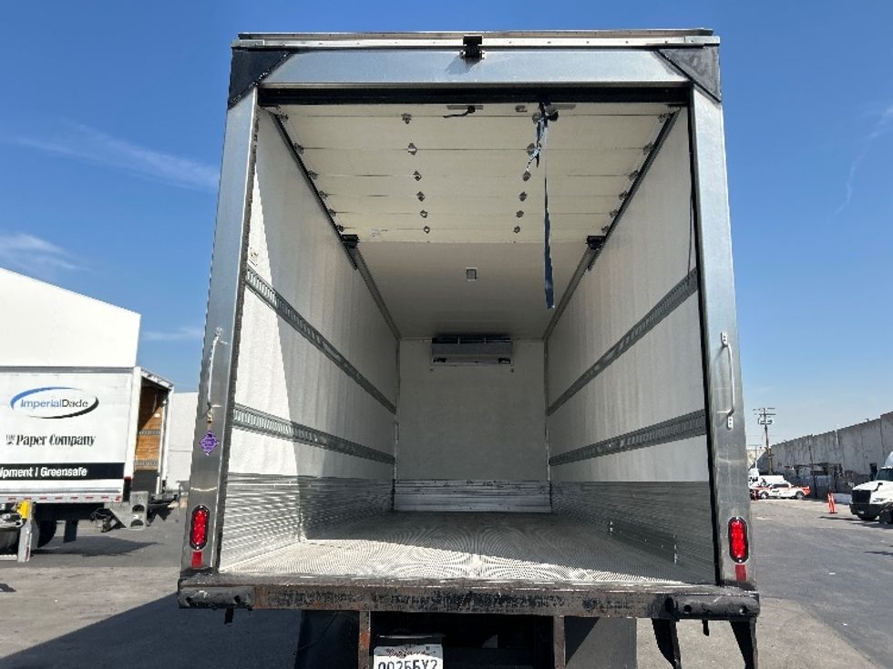 Refrigerated Truck-Light and Medium Duty Trucks-International-2021-MV607-Torrance-CA-83,112\n\t\tmiles-$ 70,750 - Image 8
