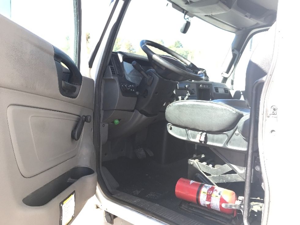 Refrigerated Truck-Light and Medium Duty Trucks-International-2021-MV607-Whitesboro-NY-200,467\n\t\tmiles-$ 53,250 - Image 16