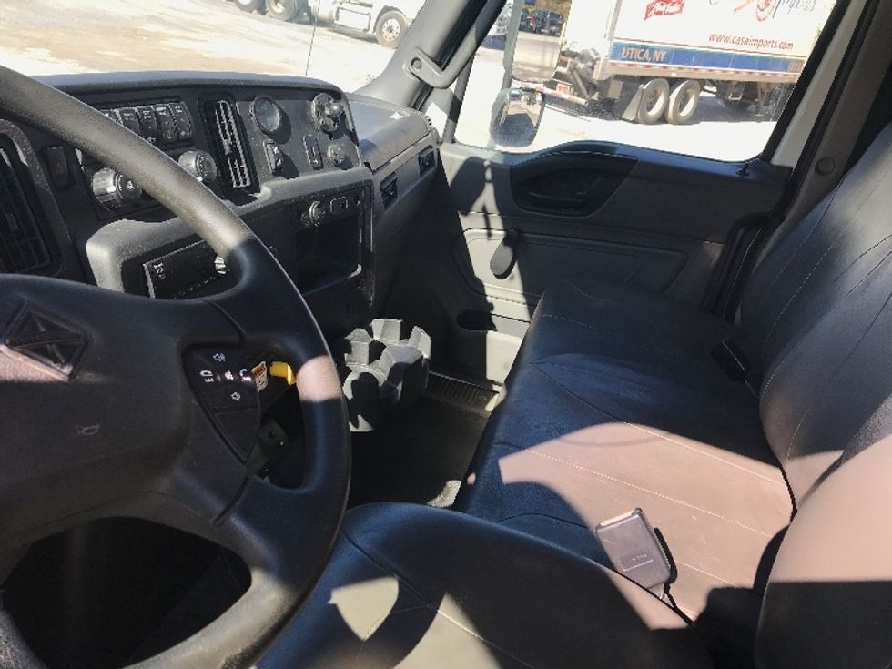 Refrigerated Truck-Light and Medium Duty Trucks-International-2021-MV607-Whitesboro-NY-200,467\n\t\tmiles-$ 53,250 - Image 17