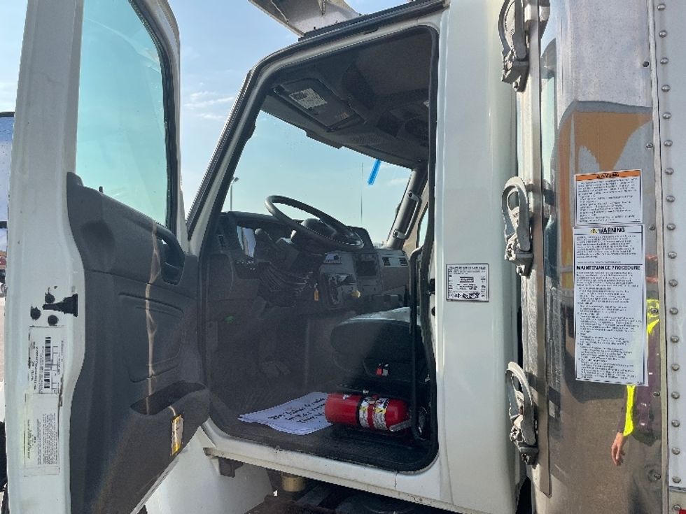 Refrigerated Truck-Light and Medium Duty Trucks-International-2021-MV607-Wixom-MI-153,909\n\t\tmiles-$ 56,750 - Image 15