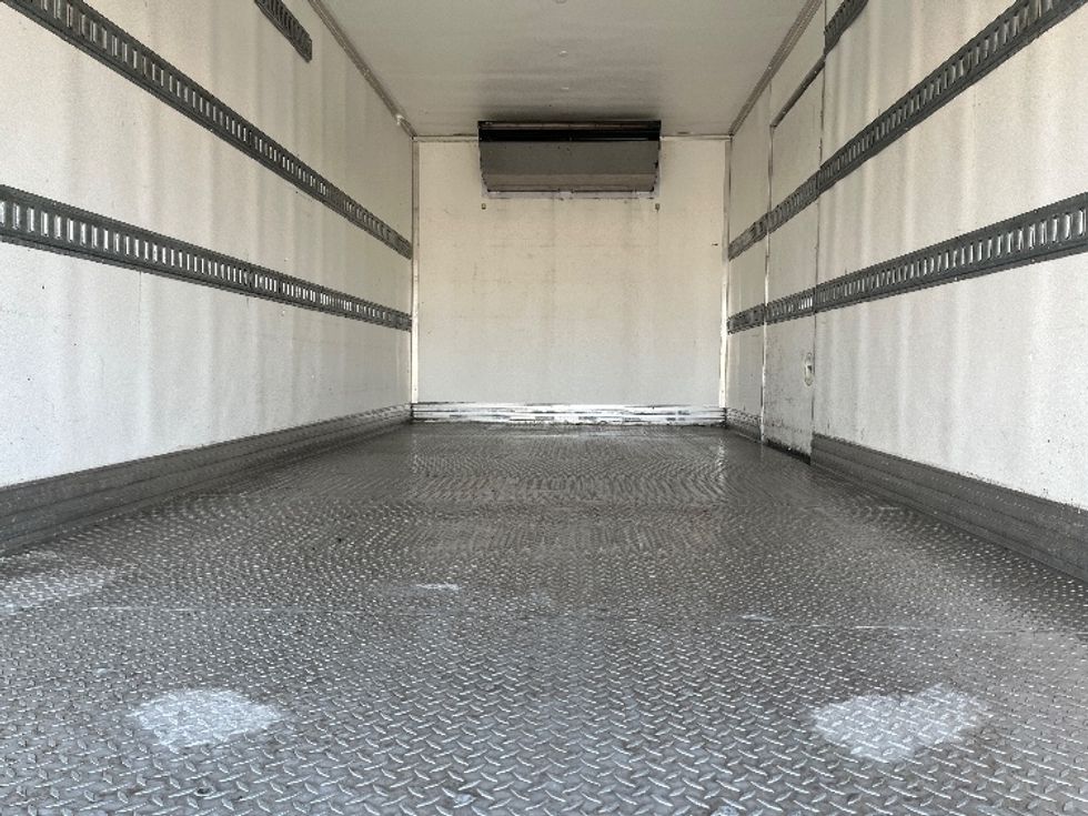 Refrigerated Truck-Light and Medium Duty Trucks-International-2021-MV607-Wixom-MI-153,909\n\t\tmiles-$ 56,750 - Image 9