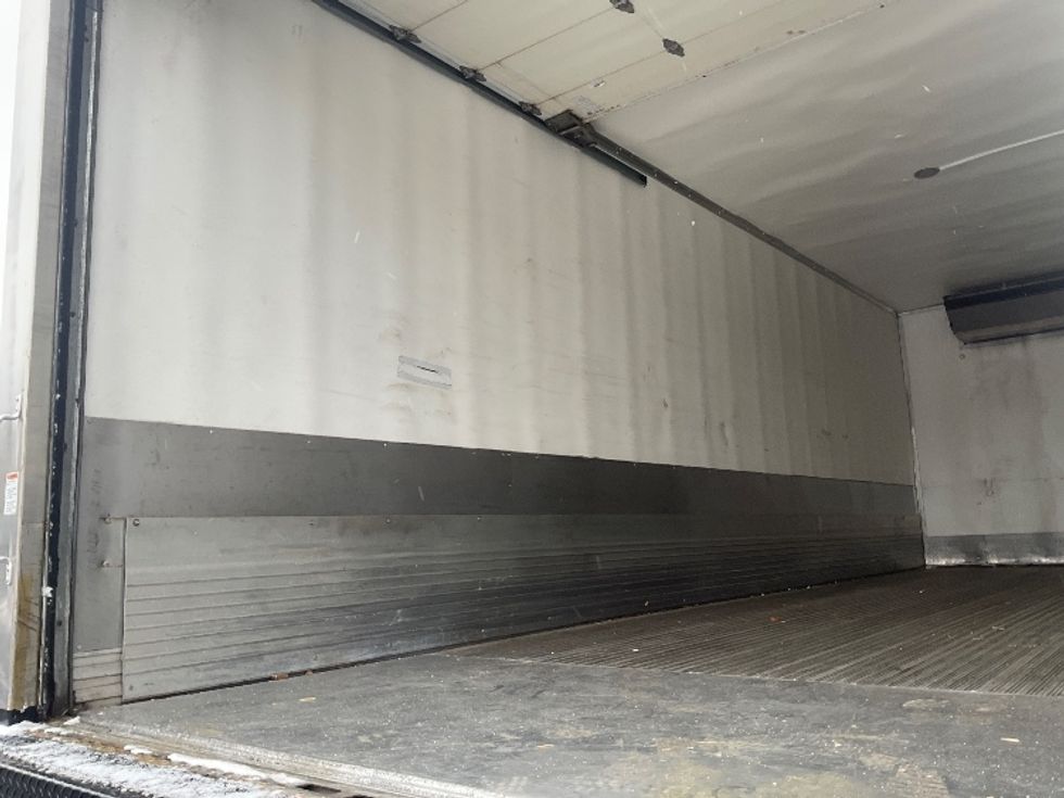 Refrigerated Truck-Light and Medium Duty Trucks-International-2021-MV607-Youngstown-OH-6,474\n\t\tmiles-$ 74,500 - Image 11
