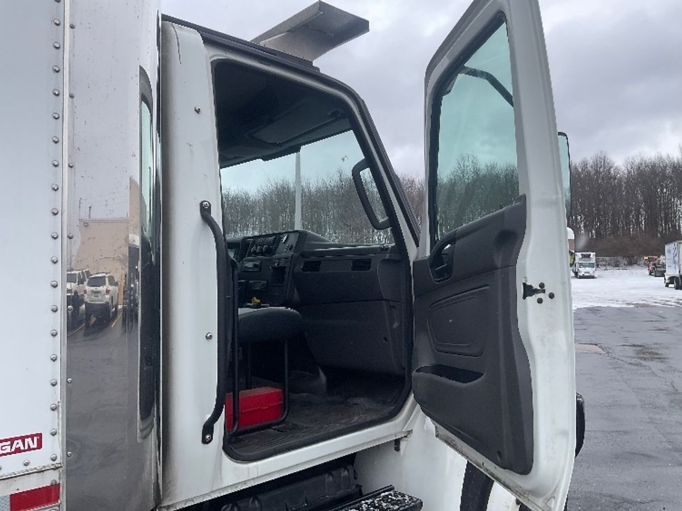 Refrigerated Truck-Light and Medium Duty Trucks-International-2021-MV607-Youngstown-OH-6,474\n\t\tmiles-$ 74,500 - Image 20