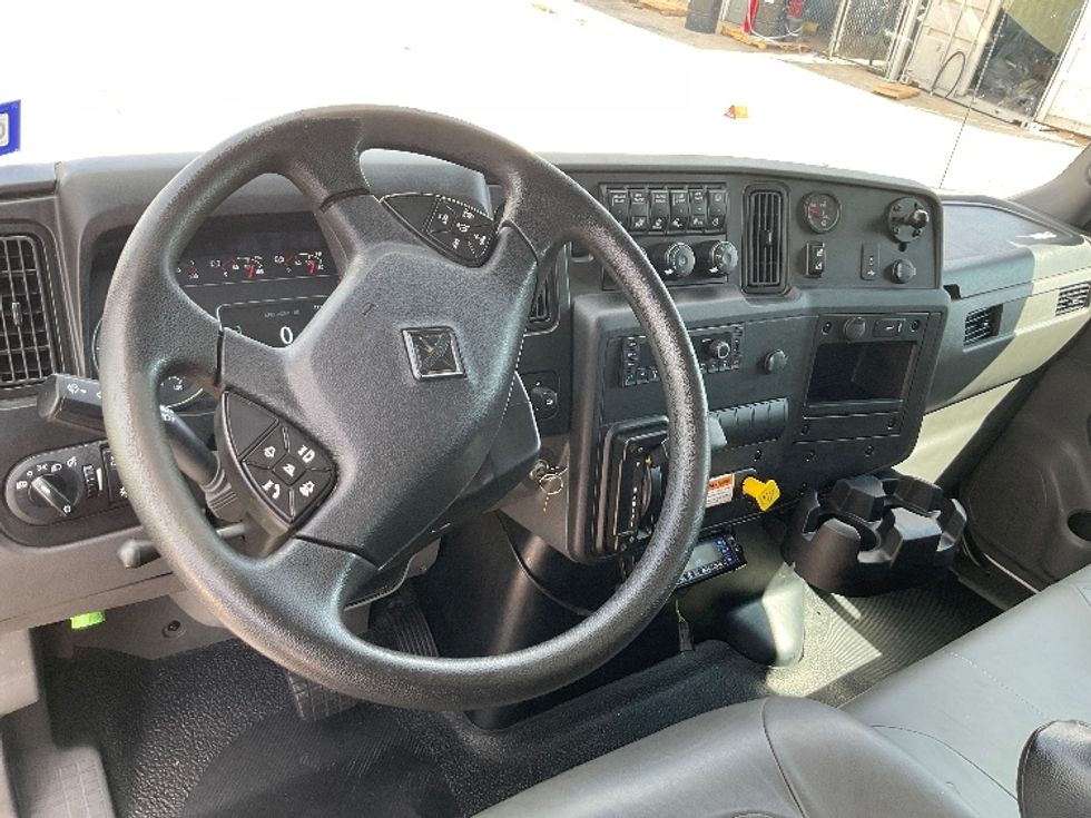 Refrigerated Truck-Light and Medium Duty Trucks-International-2022-MV607-Austin-TX-251,806\n\t\tmiles-$ 56,250 - Image 18