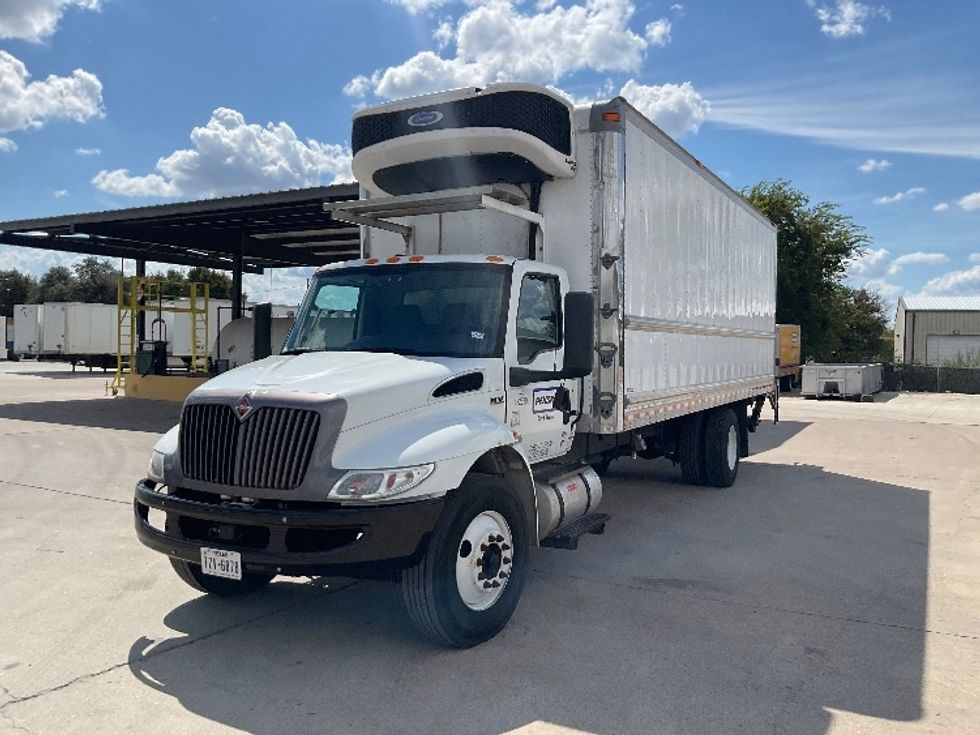 Refrigerated Truck-Light and Medium Duty Trucks-International-2022-MV607-Austin-TX-251,806\n\t\tmiles-$ 56,250 - Image 3