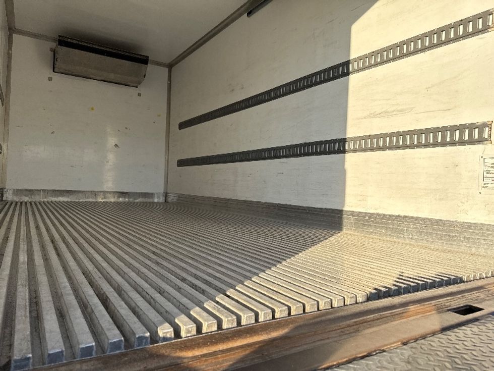 Refrigerated Truck-Light and Medium Duty Trucks-International-2022-MV607-Ceres-CA-74,111\n\t\tmiles-$ 74,250 - Image 12