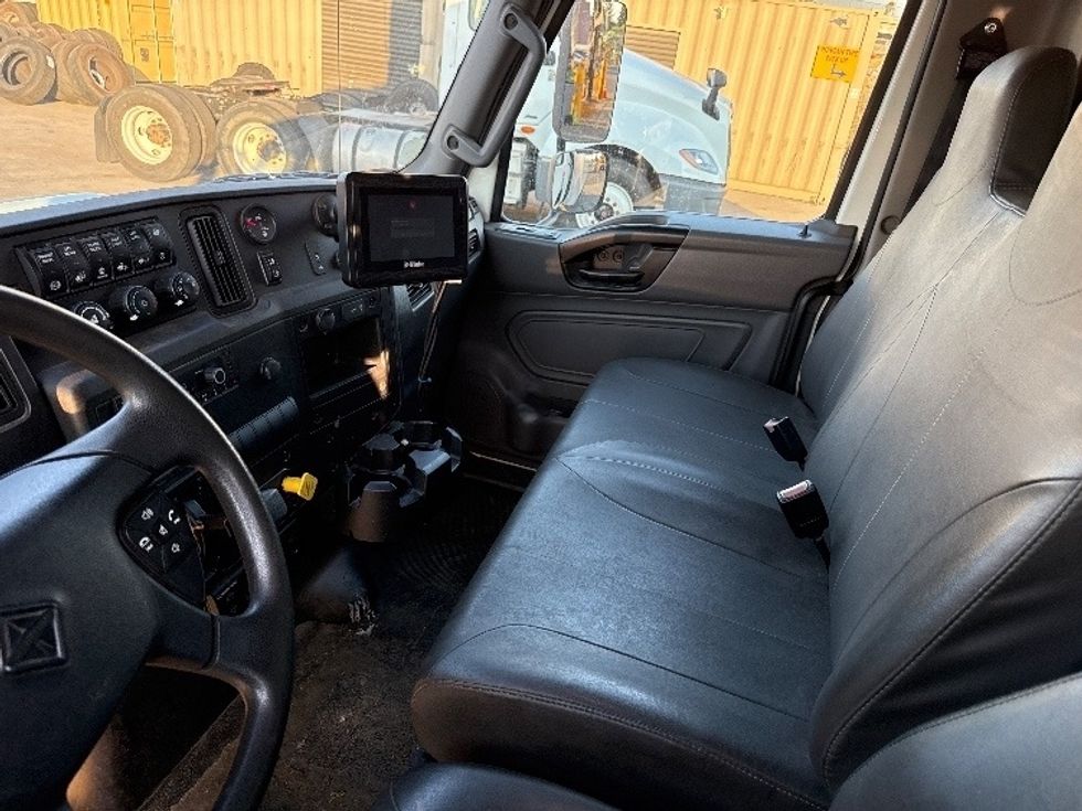 Refrigerated Truck-Light and Medium Duty Trucks-International-2022-MV607-Ceres-CA-74,111\n\t\tmiles-$ 74,250 - Image 19