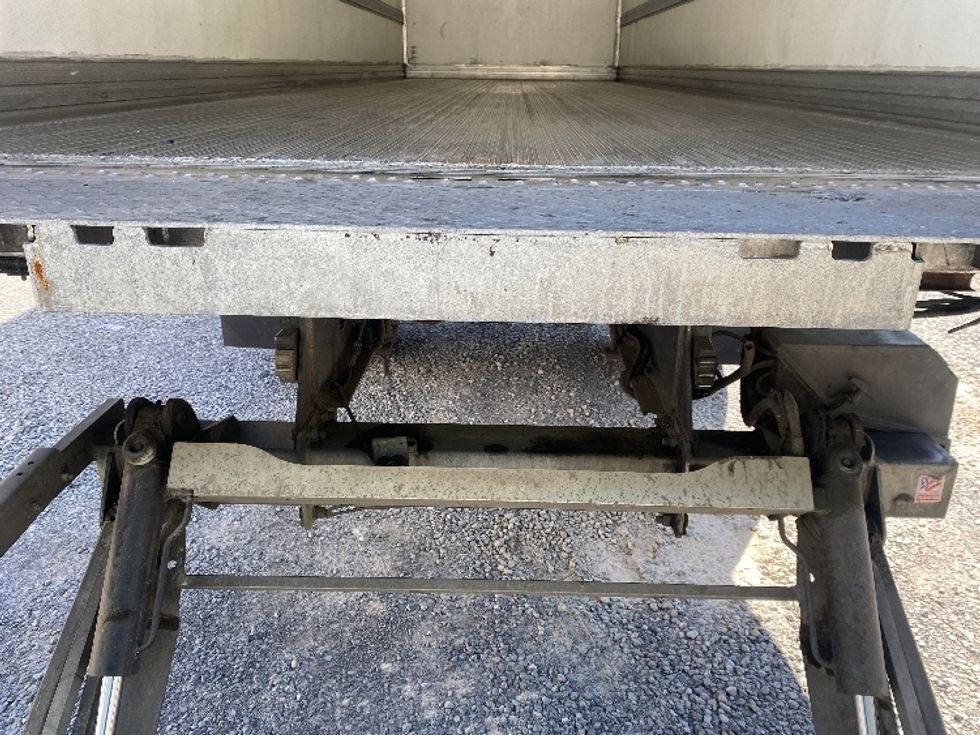 Refrigerated Truck-Light and Medium Duty Trucks-International-2022-MV607-Cleveland-TN-385,584\n\t\tmiles-$ 30,750 - Image 10