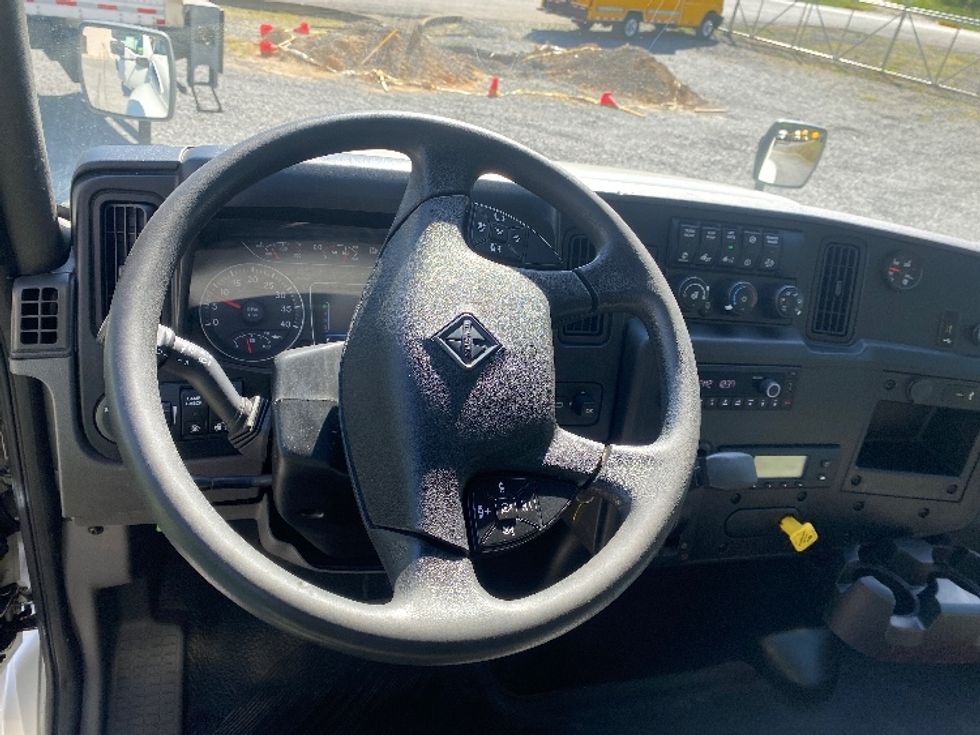 Refrigerated Truck-Light and Medium Duty Trucks-International-2022-MV607-Cleveland-TN-385,584\n\t\tmiles-$ 30,750 - Image 18