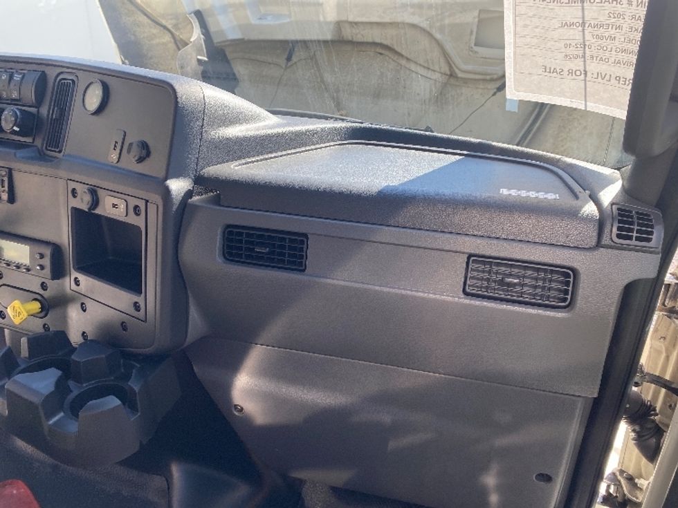 Refrigerated Truck-Light and Medium Duty Trucks-International-2022-MV607-Cleveland-TN-385,584\n\t\tmiles-$ 30,750 - Image 21