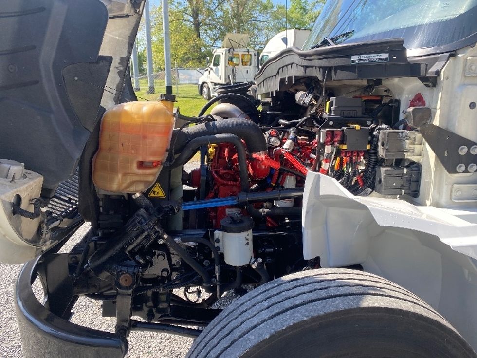 Refrigerated Truck-Light and Medium Duty Trucks-International-2022-MV607-Cleveland-TN-385,584\n\t\tmiles-$ 30,750 - Image 24